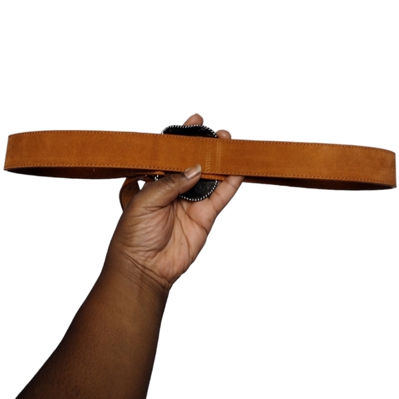 Western Style Rhinestone Buckle Leather Belt - Picture 5 of 8